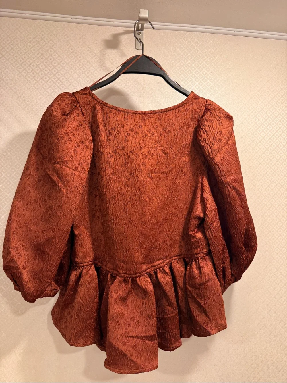 NWT Free People Pamela Bow Top Womens Rust Red Blouse with Navy Ribbon Size XS